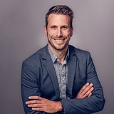 Bild des kaufmännischen Bereichsleiters HKLS & TGA-Konzepte und Elektrotechnik Laszlo Lieber