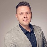 Bild des technischen Bereichsleiters Elektro Lohr Haris Dizdarevic